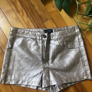 TOP SHOP Short gold